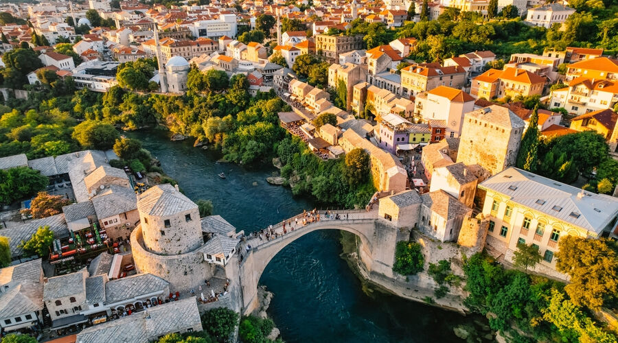 Öğlen Uçuş Air Albania İle Büyük Balkan Turu 7 Gece 8 Gün / Vizesiz