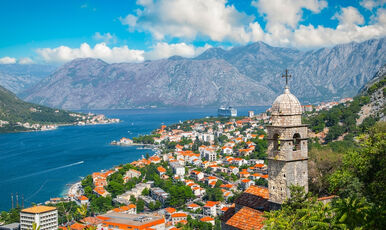 Bursa Çıkışlı Büyük Balkan Turu 8 Günde 9 Ülke 6 Gece Otel Konaklaması / Vizeli